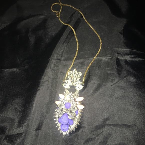 Neckless - Picture 2 of 6